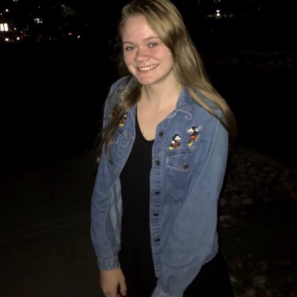 Meet your Posher, Haley